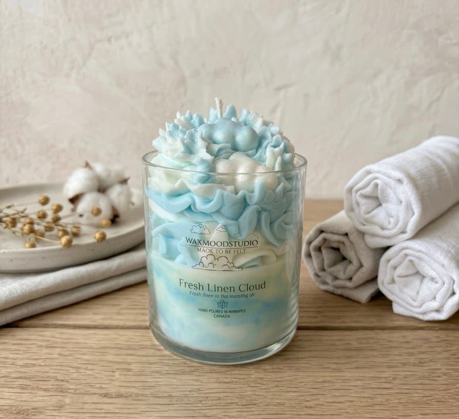 Fresh Linen Cloud soy candle