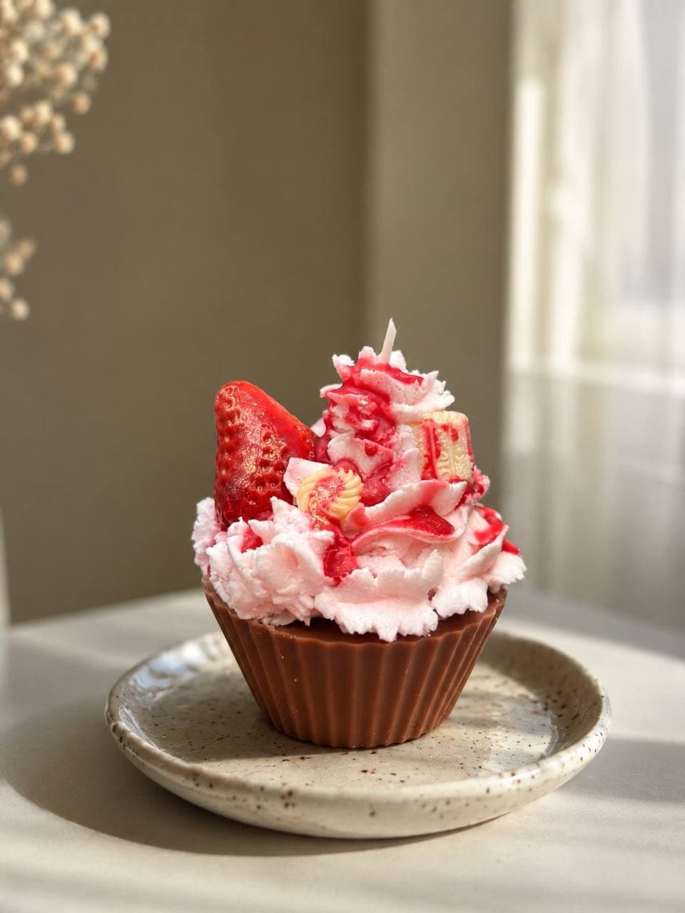 Strawberry Mocha Cupcake soy candle